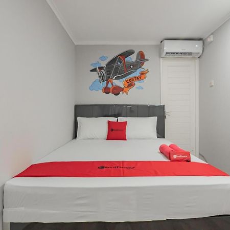 Reddoorz Plus Near Lembang Park & Zoo Exterior photo