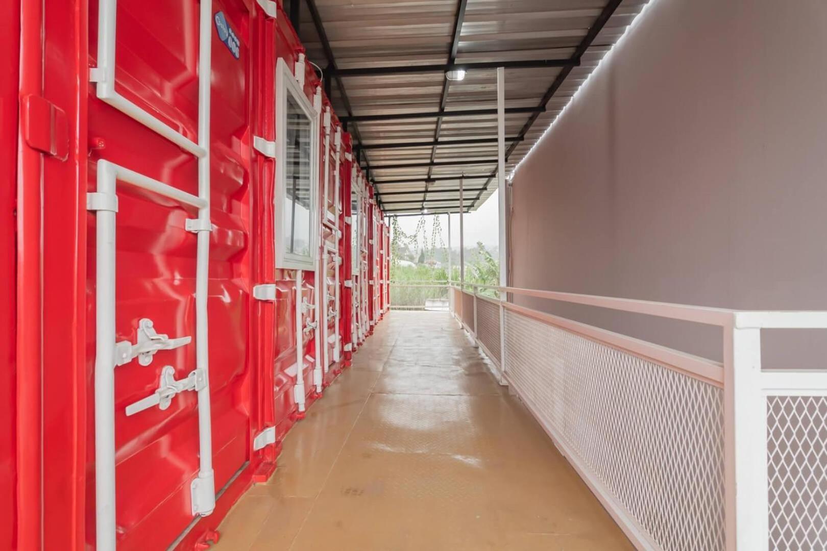 Reddoorz Plus Near Lembang Park & Zoo Exterior photo